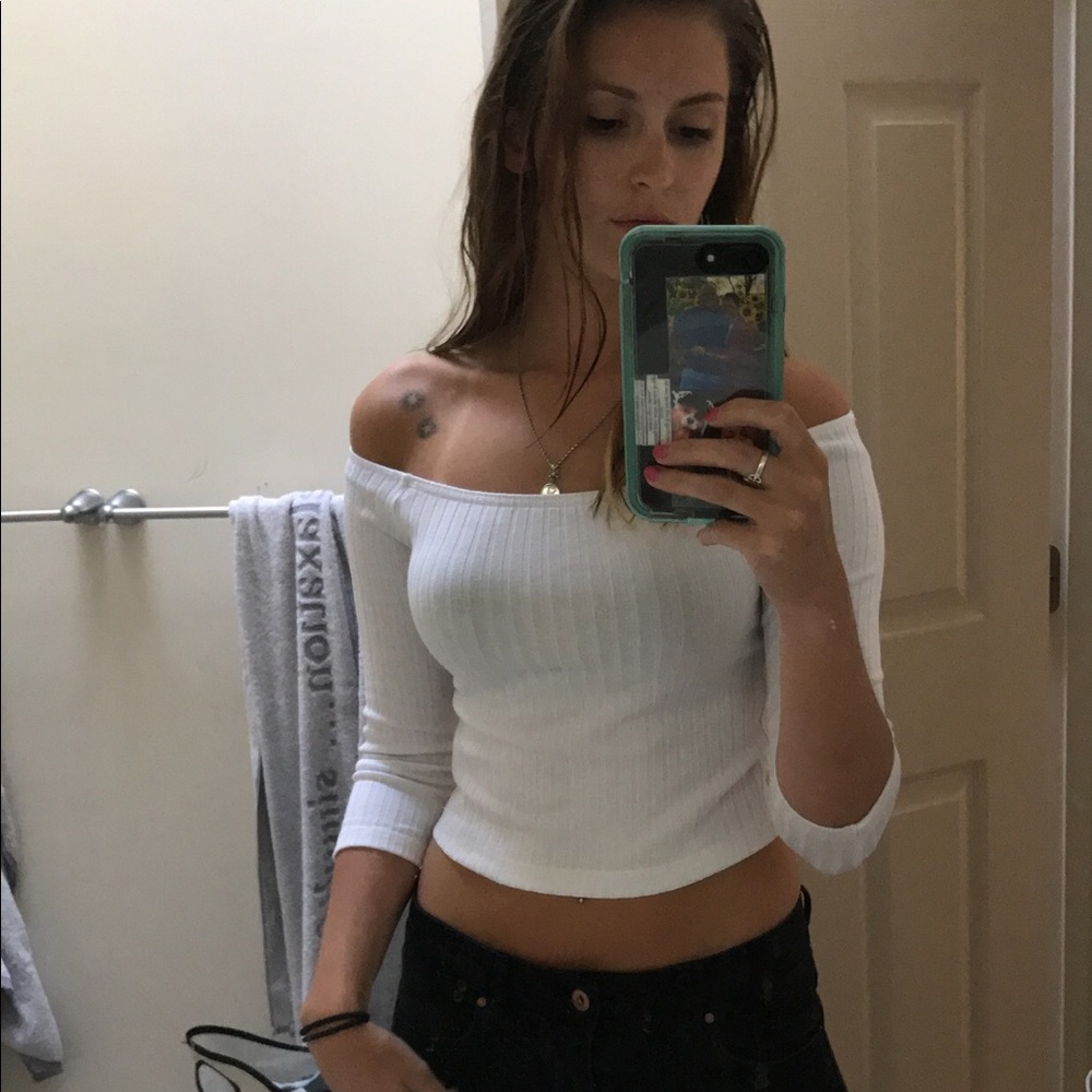 Forever 21 off the shoulder crop